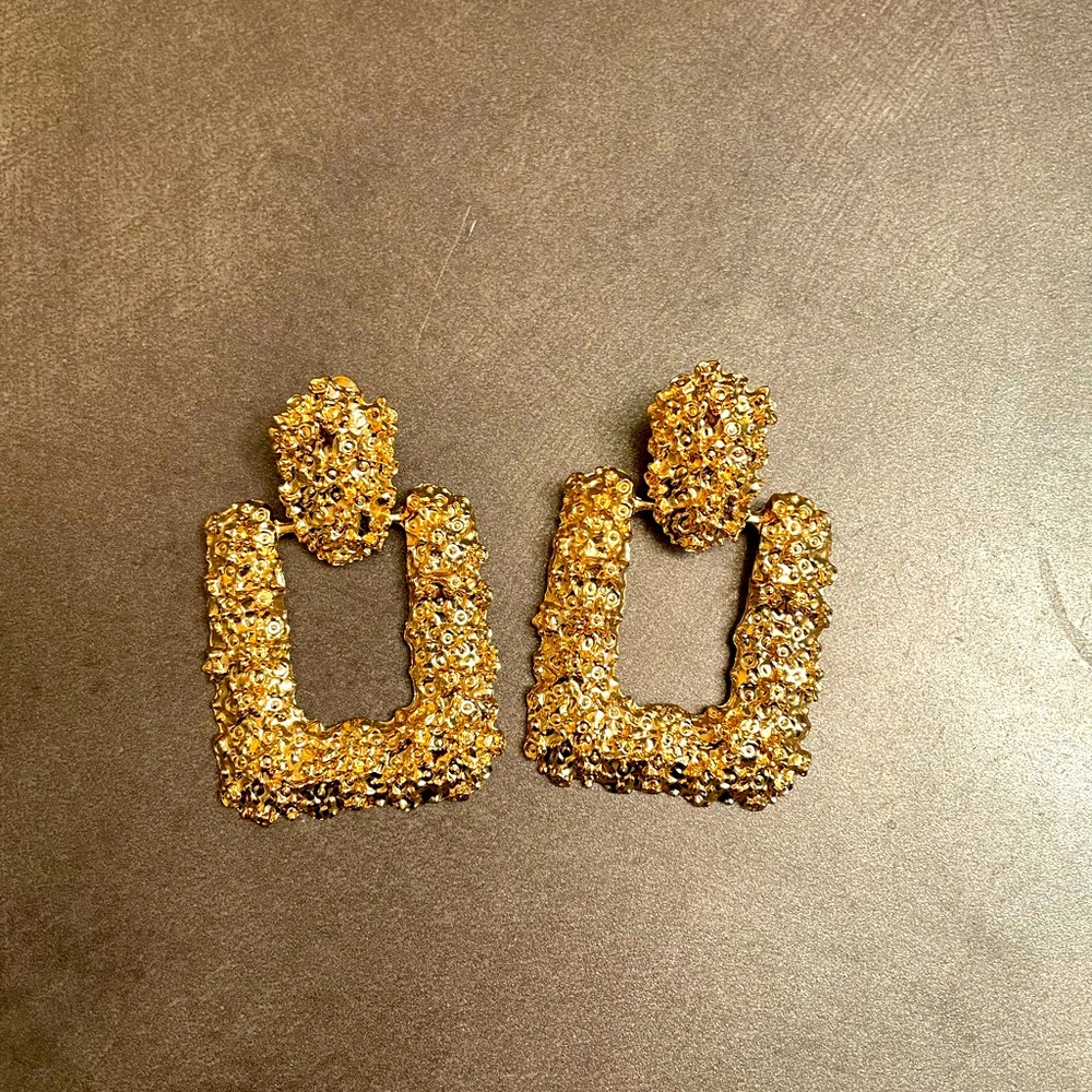 Gold earrings